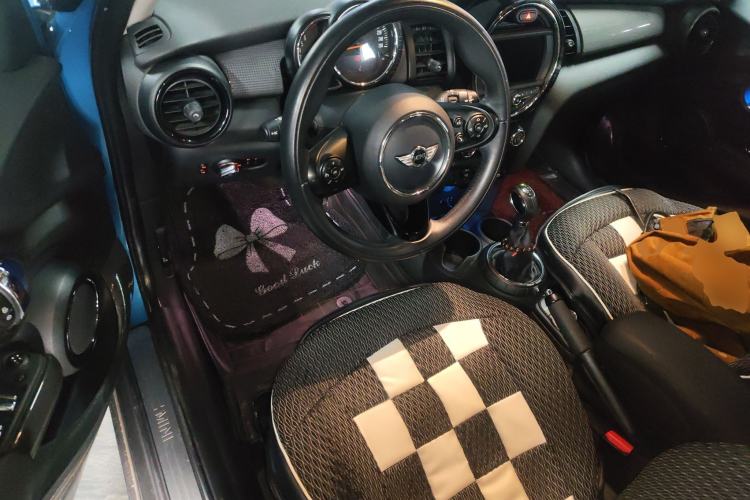 Used MINI 2015 1.5T COOPER Fun Five-Door Edition Driver Seat