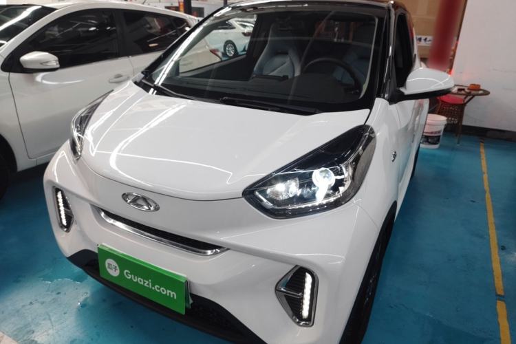 Used Chery Little Ant 2022 Revised Version Sweet Pink Edition Half-Sugar Version Lithium Iron Phosphate 30.7 kWh 30 kW 301 km