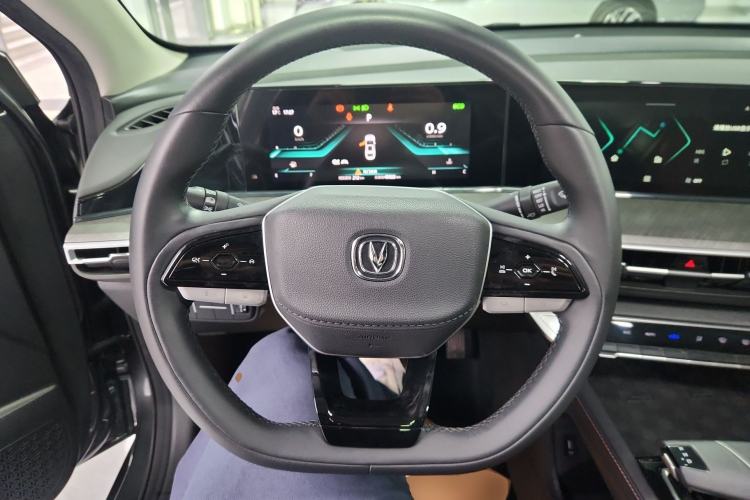 Used CHANGAN Eado 2022 PLUS Blue Whale NE 1.4T GDI DCT Flagship Edition Steering Wheel