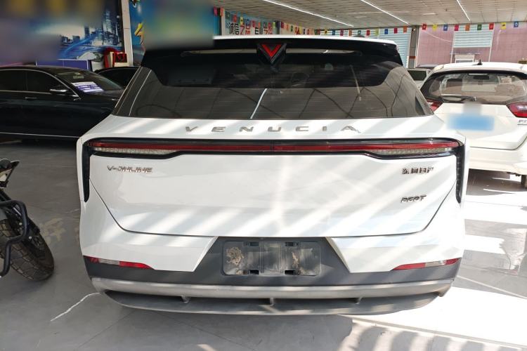 Used Venucia V 2021 260T Top-Tier Version