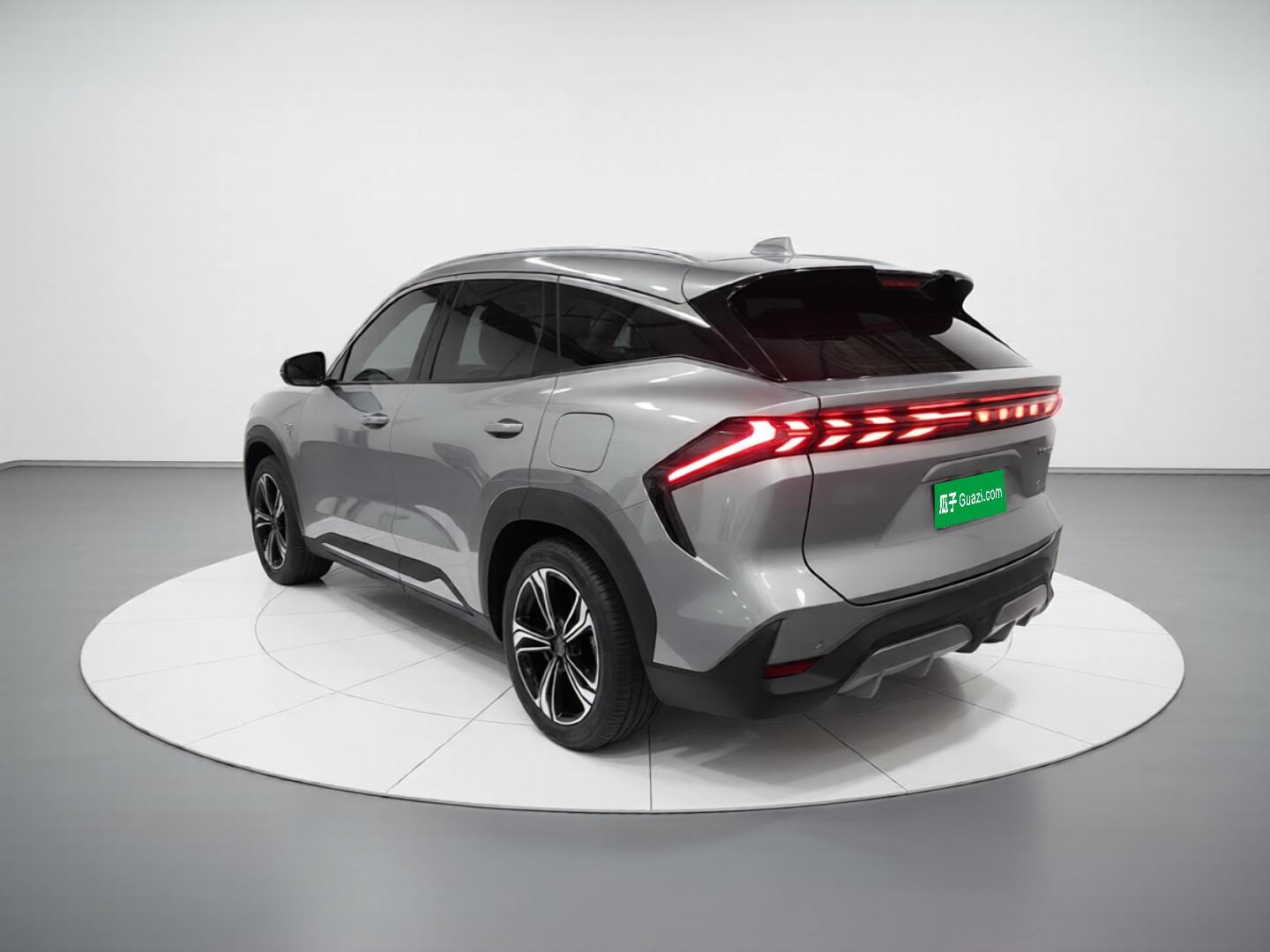 Geely Galaxy L7 2025 EM-i 115km Exploration Edition — снимка 4