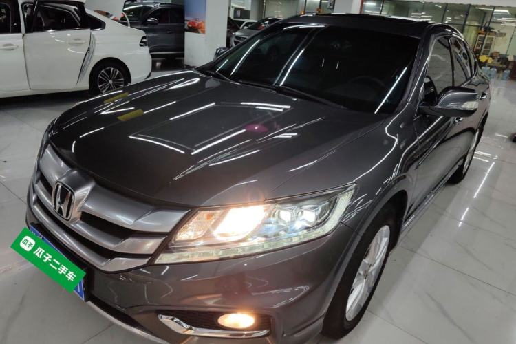 Used Honda Crosstour 2014 2.4L Luxury Edition