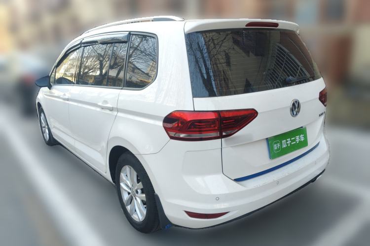 Used Volkswagen Touran 2016 Volkswagen Touran L 280TSI DSG Comfort Edition
