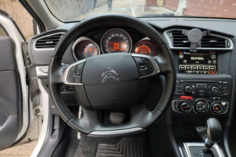 Used Citroen C4L 2015 1.8L Automatic Leading Edition Steering Wheel