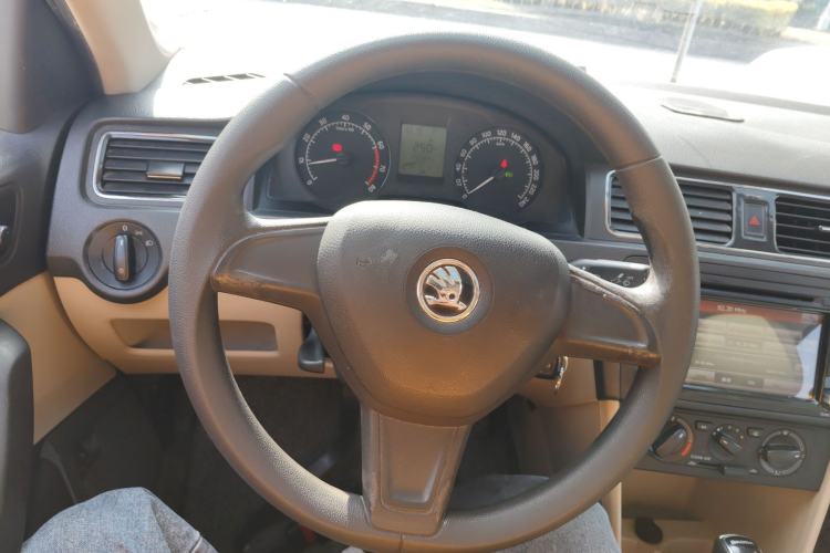 Used Skoda Rapid 2016 1.6L Automatic Chuanxing Edition