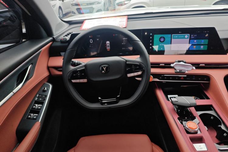 Used CHANGAN CS75 PLUS 2025 Model, 3rd Generation Champion Edition 1.5T Jinghang Version Steering Wheel
