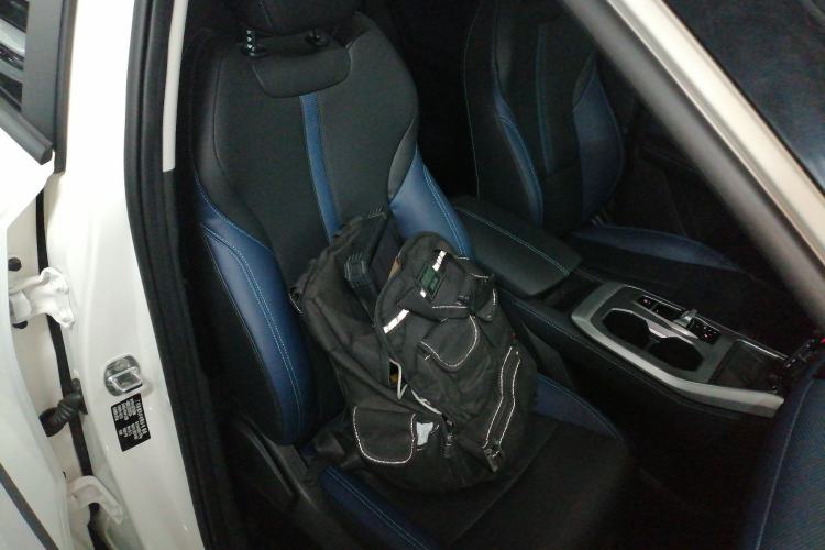 Used GAC Trumpchi GS3 2025 Shadow Speed 270T Enjoyment Edition Soaring to New Heights Right Front Seat