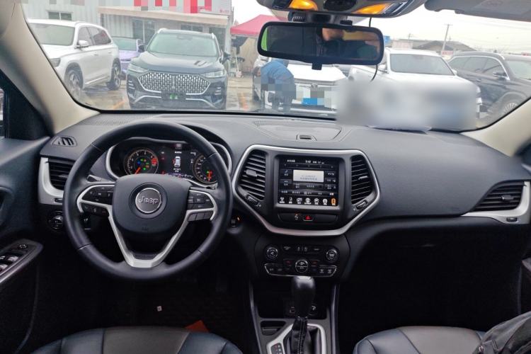 Used Jeep Cherokee 2017 2.4L Leading Smart Edition