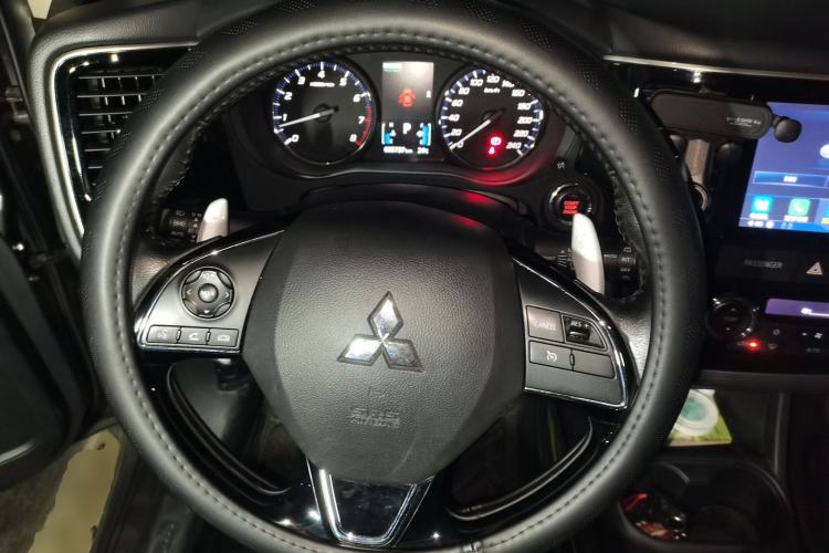 Used Mitsubishi Outlander 2016 2.4L 4x4 Elite Edition 5 Seats
