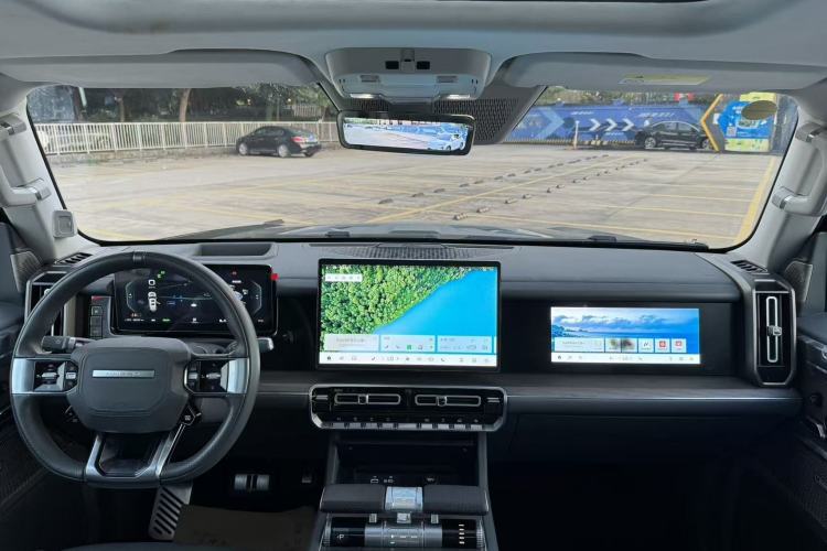 Used Brave warrior 917 2023 Range-Extended Base Model
