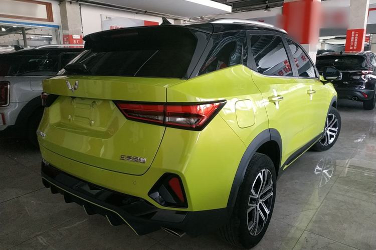 Used Wuling Alvez 2022 1.5T CVT Trendy & Cool Edition
