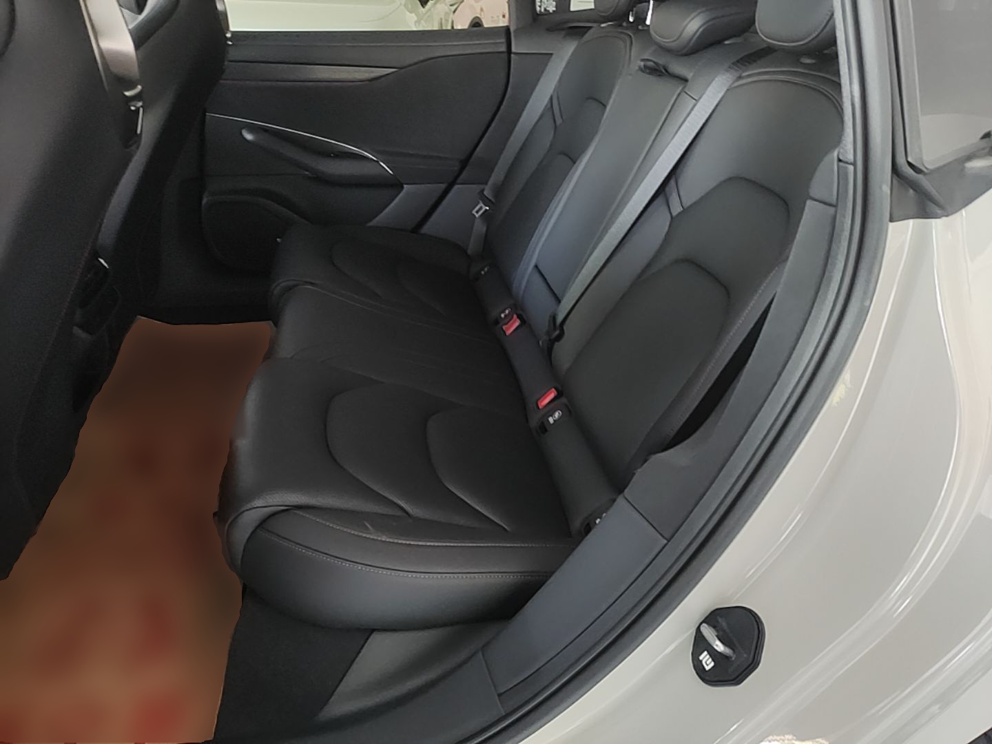 Xiaomi Auto SU7 2024 Rear-Drive Ultra-Long Range Advanced Pro-Level Intelligent Driving Version — снимка 20