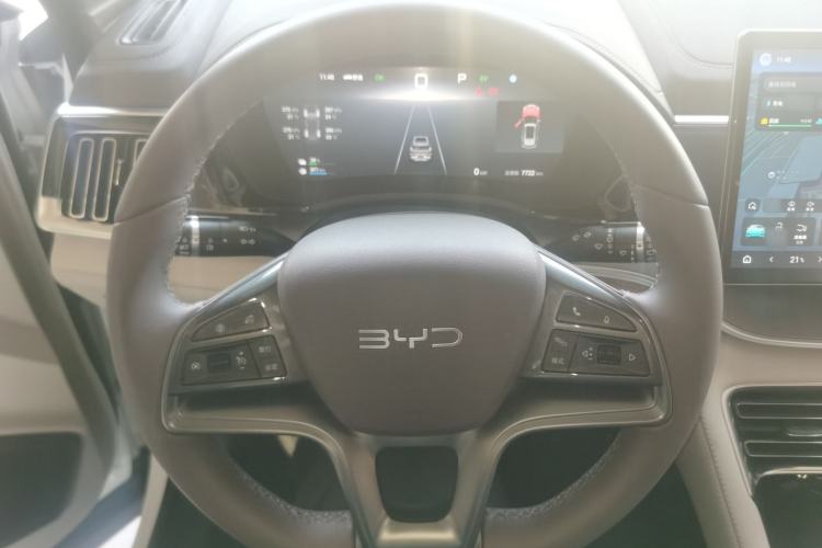 Used BYD Song PLUS New Energy 2025 DM-i 112KM Prestige Model Steering Wheel