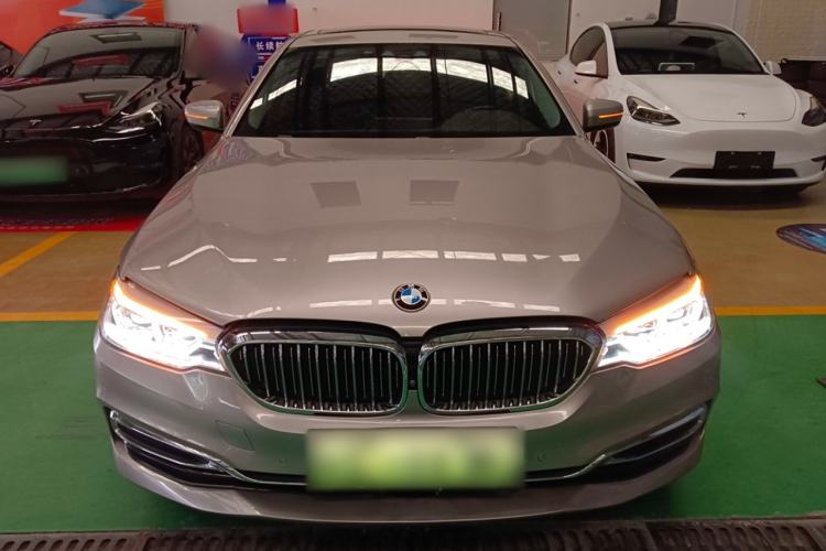 Used BMW 5 Series New Energy 2020 Mileage Upgrade Version 530Le Pioneer Edition Front