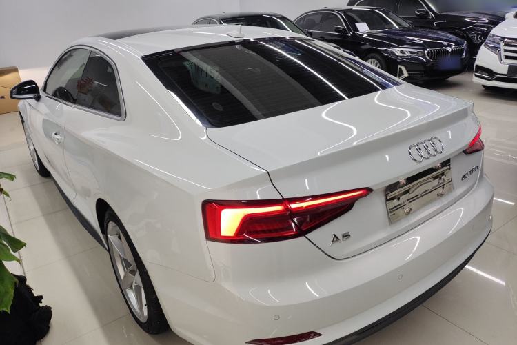 Used Audi A5 2017 Coupe 40 TFSI Fashion Model
