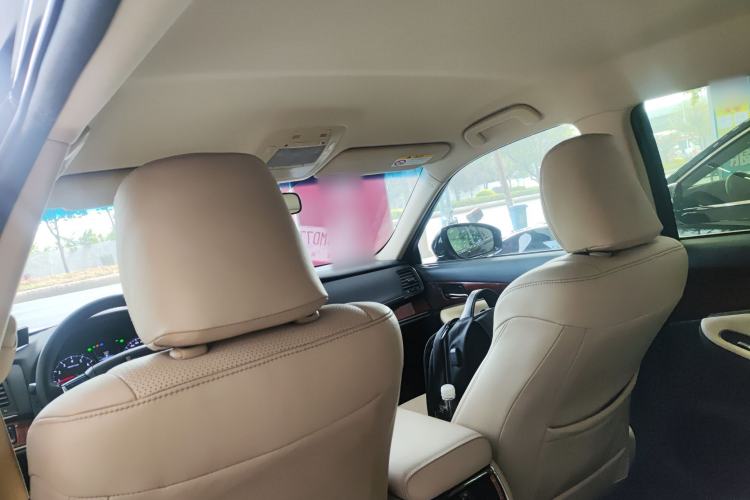 Used Toyota Crown 2015 2.0T Pioneer Edition