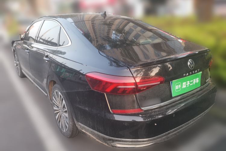 Used Volkswagen Passat 2020 Revised Version 330TSI Luxury Edition China VI Standard
