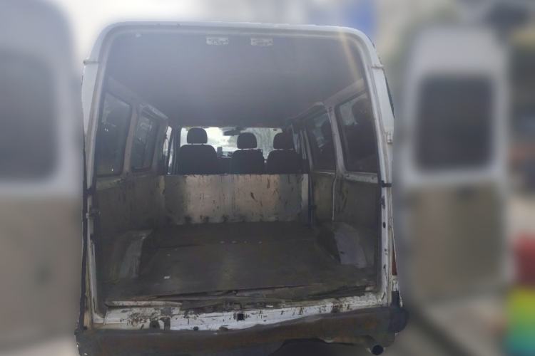 Used JMC Transit 2019 2.8T Commercial Version Short Wheelbase Low Roof 6-Seater China VI Emission Standard JX493