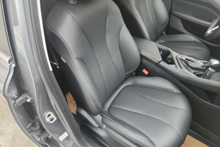 Used Roewe i5 2021 1.5L CVT Diamond Edition
