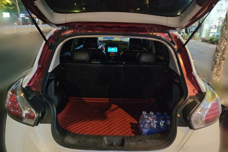 Used Nissan Tiida 2011 1.6T Manual Xuan Dong Edition