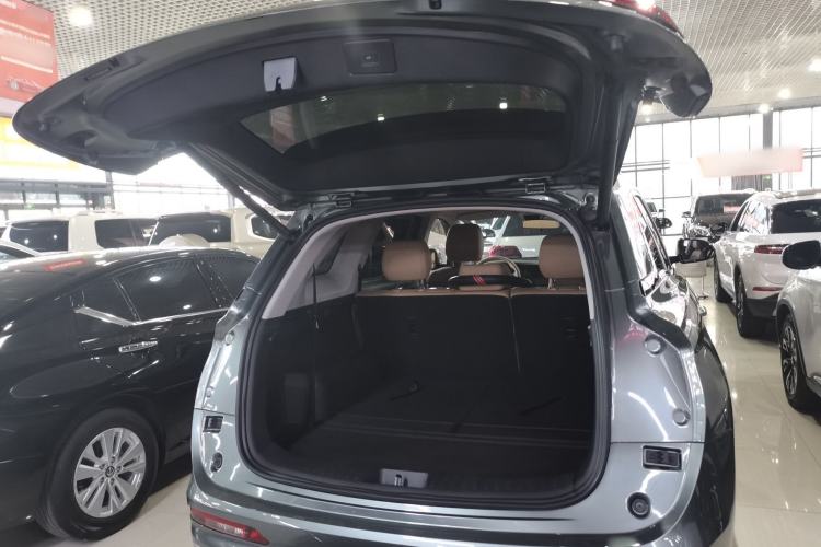 Used Landian E5 2024 Honor Edition 100KM Deluxe 7-Seater