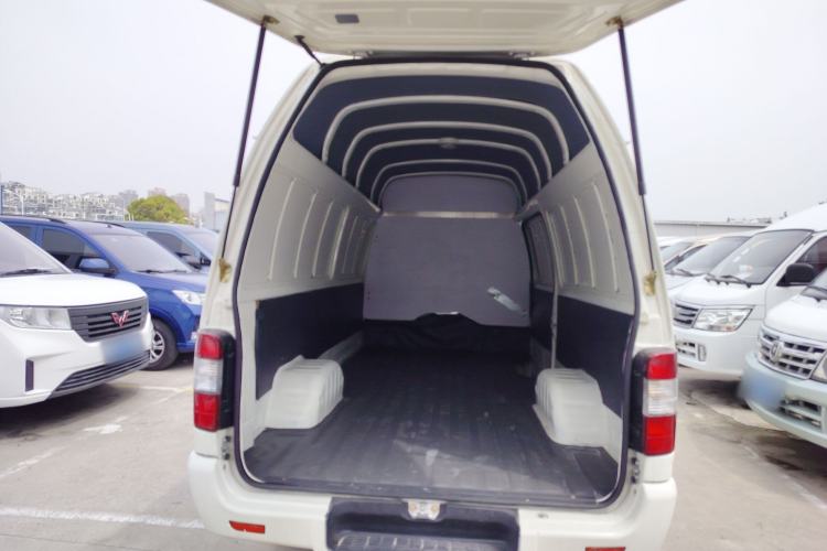 Used King Long Golden Way 2022 2.2L Jetway Van High Roof V22H Trunk