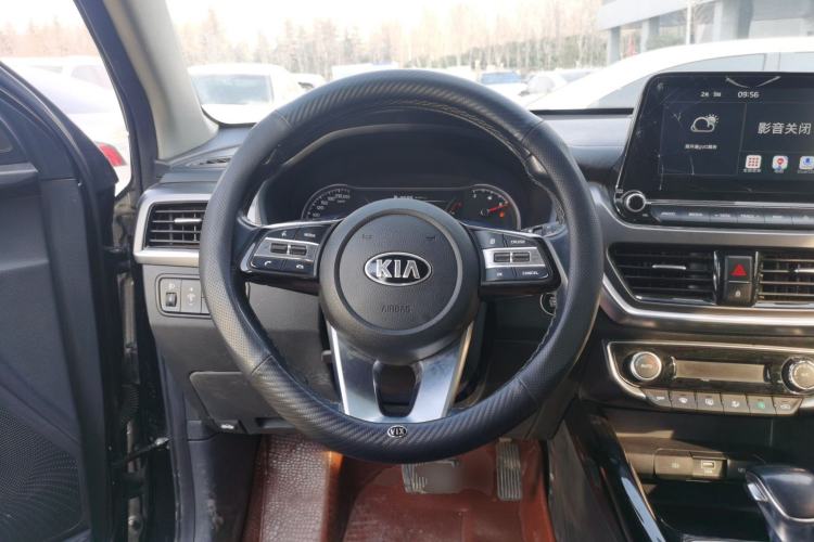 Used Kia Sportage R 2018 2.0L Automatic Smart Luxury Version China V Standard Steering Wheel