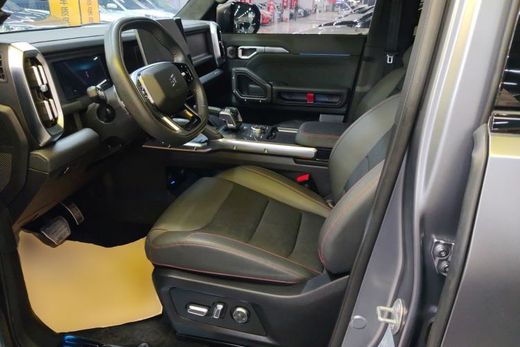 Used JETOUR Traveler 2023 2.0T All-Wheel Drive Conquer PRO
