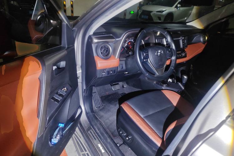 Used Toyota RAV4 2013 2.5L Automatic 4x4 Elite Edition
