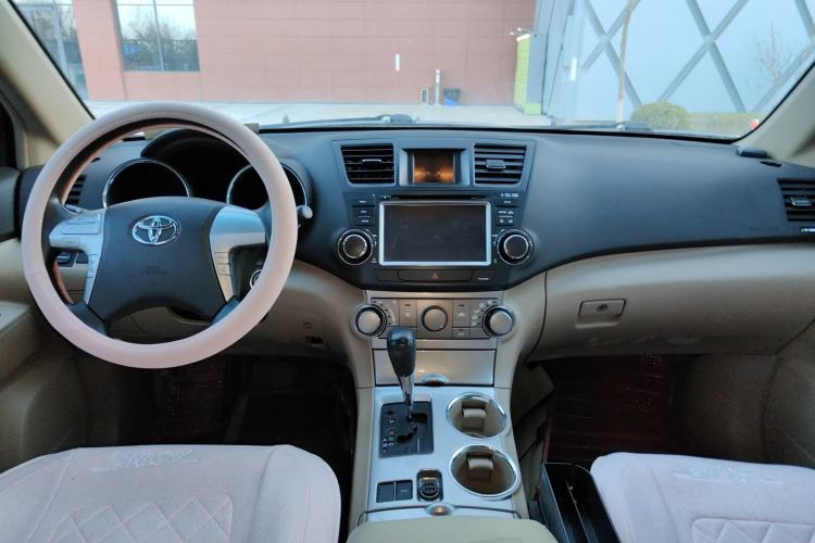 Used Toyota Highlander 2012 2.7L 2WD 5-Seater Elite Edition
