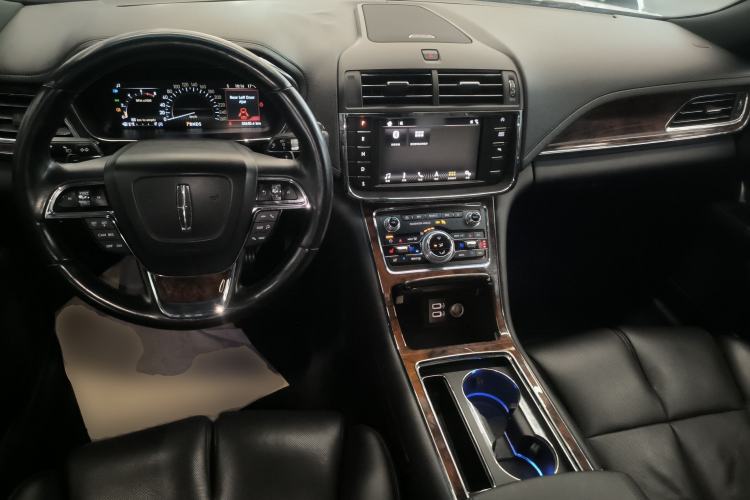 Used Lincoln Continental 2017 2.0T Two-Wheel-Drive Luxury Edition
