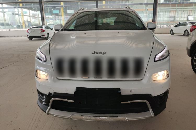 Used Jeep Cherokee 2016 2.0L Superior Edition