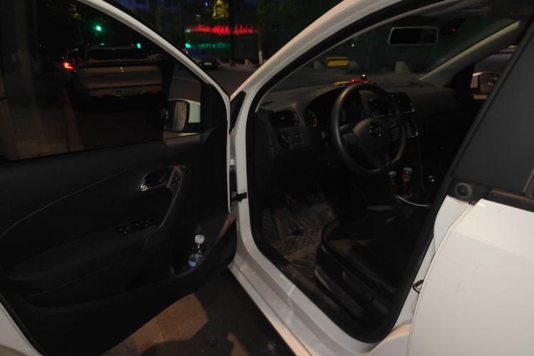 Used Volkswagen Polo 2018 1.5L Manual Drive-Comfort Model
