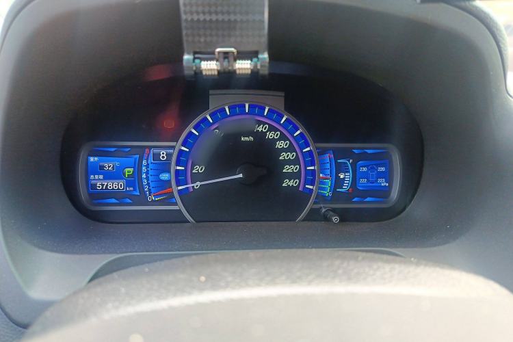 Used BYD S7 2015 2.0T Automatic Prestige Model
