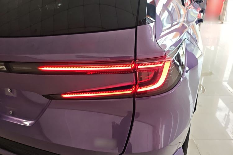 Used Honda P7 2025 Four-Wheel Drive Long-Range Max Right Rear Taillight