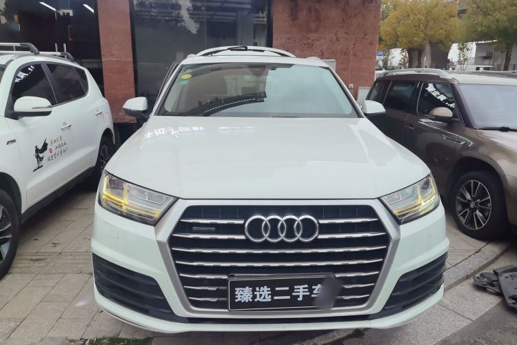 Used Audi Q7 2016 40 TFSI Comfort Model
