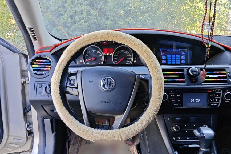 Used MG 6 2014 Hatchback 1.8L Automatic Drive Value Edition Steering Wheel