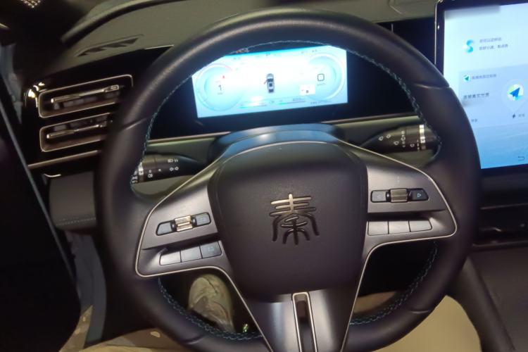 Used BYD Qin L 2024 DM-i 120KM Excellence Model
