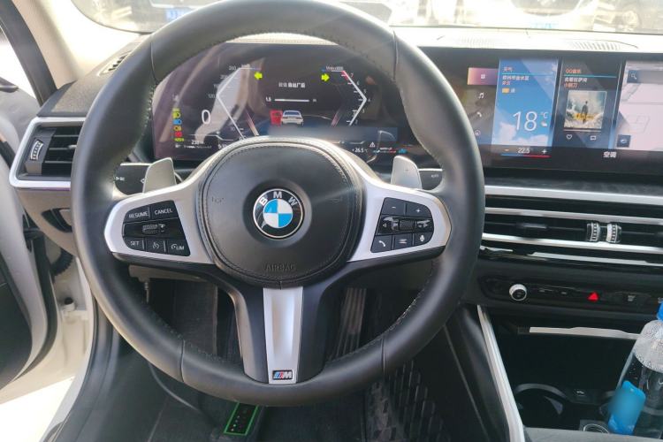Used BMW 3 Series 2023 325i M Sport Package Steering Wheel