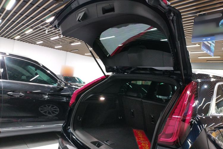 Used Cadillac XT4 2021 28T Two-Wheel Drive Tech Edition