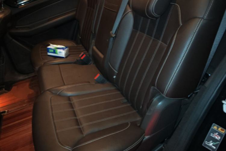 Used Mercedes-Benz GLS-Class 2017 GLS 450 U.S. specification Left Rear Seat