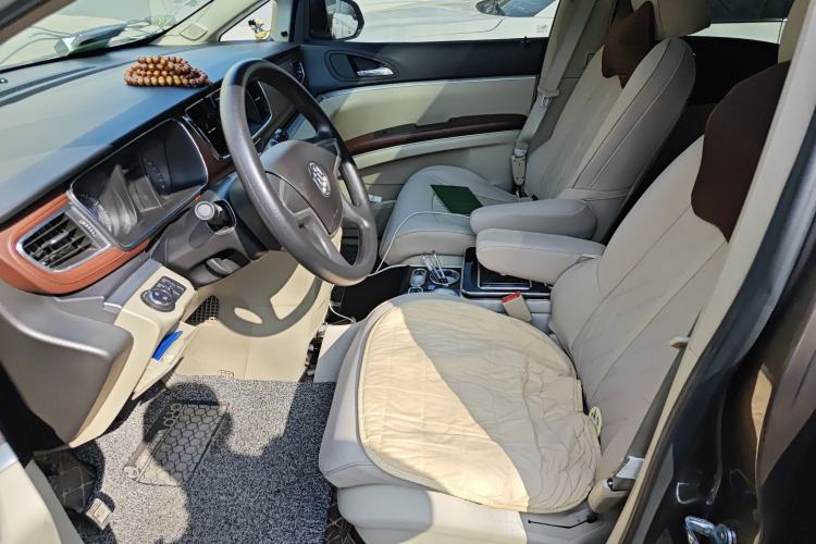 Used Buick GL8 2014 2.4L CT Luxury Business Comfort Edition
