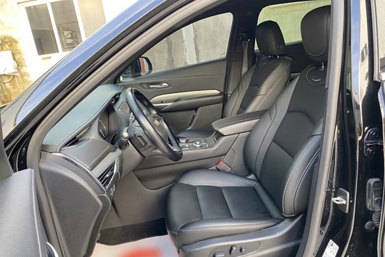 Used Cadillac XT4 2021 28T Two-Wheel Drive Leading Version