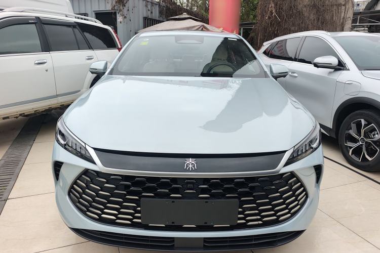 Used BYD Qin PLUS 2025 DM-i Smart Drive 120KM Superior Model
