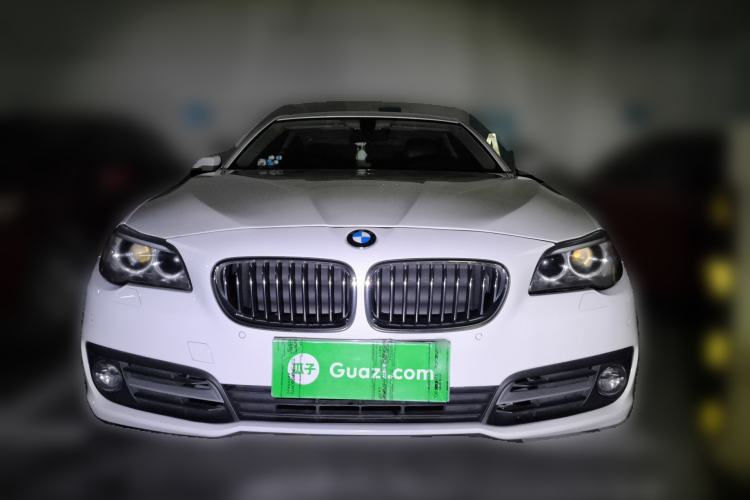 Used BMW 5 Series 2014 520Li Elegant Model
