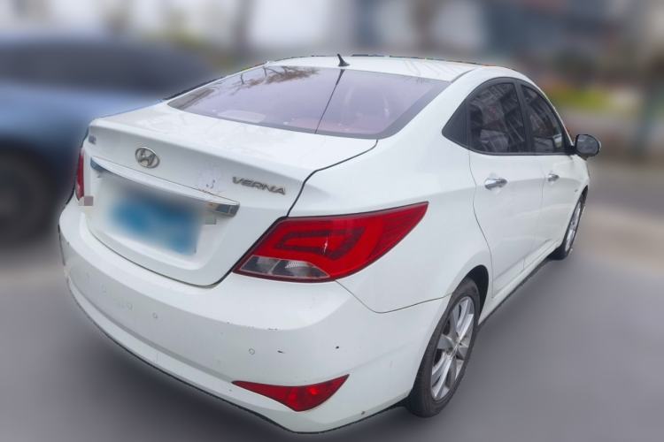 Used Hyundai Verna (older generation) 2016 1.4L Manual Flagship TOP Model
