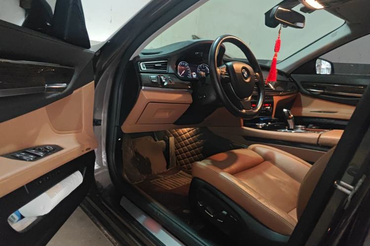 Used BMW 7 Series 2013 730Li Luxury Model