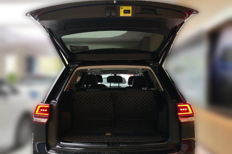 Used Volkswagen Teramont 2020 530 V6 Four-Wheel Drive Luxury Version China VI Standard Trunk