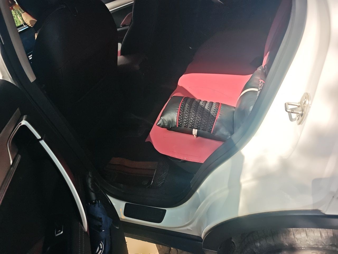 Geely Auto Coolray 2021 1.4T DCT Diamond Edition — снимка 17