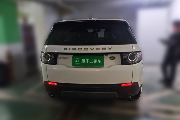 Used Land Rover Discovery Sport 2019 240 PS SE Version China VI Standard Rear